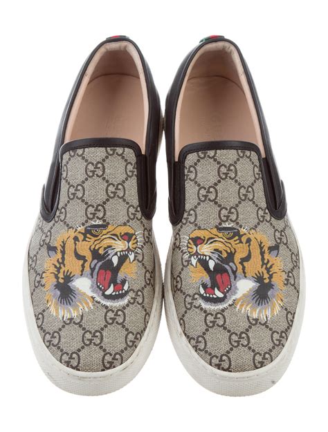 gucci men's gg supreme tiger slip on sneakers replica|gucci shoes gg font.